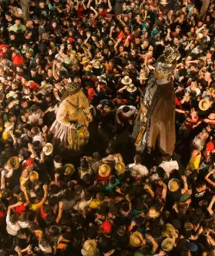 Publicidad exterior durante la Festa Major de Mataró