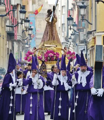Publicidad exterior durante la Semana Santa de Murcia Publicidad exterior durante la Semana Santa de Murcia