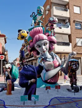 Publicidad exterior durante las Fallas de Puçol Publicidad exterior durante las Fallas de Puçol