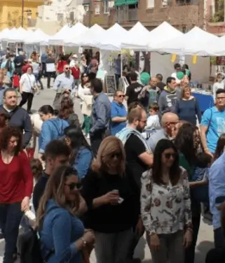 Publicidad exterior en la feria de comercio y gastronomía de Puçol Publicidad exterior en la feria de comercio y gastronomía de Puçol