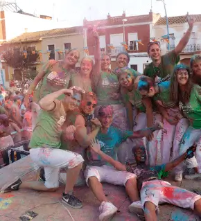 Publicidad exterior durante las fiestas patronales de Puçol Publicidad exterior durante las fiestas patronales de Puçol