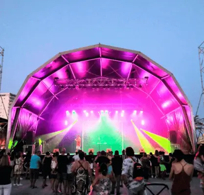 Publicidad exterior durante el Festival de Verano de Salou Publicidad exterior durante el Festival de Verano de Salou