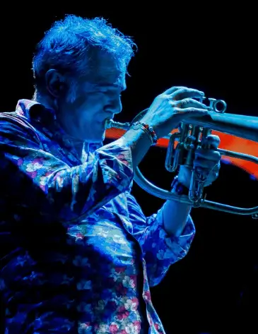 Publicidad exterior durante el Festival Internacional de Jazz de San Pedro