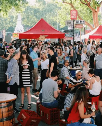 Publicidad exterior durante el Tarragona Street Food Festival