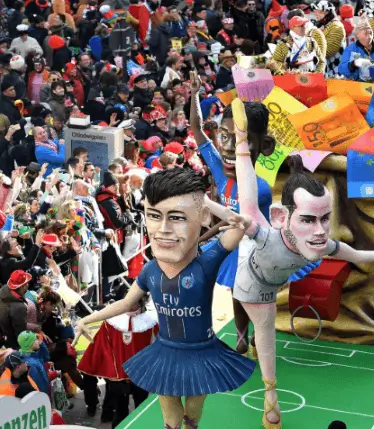 Publicidad exterior en el Carnaval de Terrassa