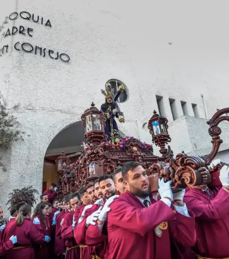 Publicidad exterior en la Semana Santa de Torremolinos Publicidad exterior en la Semana Santa de Torremolinos