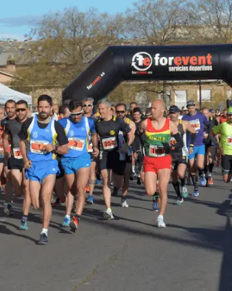 Publicidad exterior durante la Carrera Popular de Valdemoro Publicidad exterior durante la Carrera Popular de Valdemoro