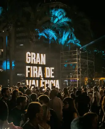 Publicidad exterior en la Gran Fira de València