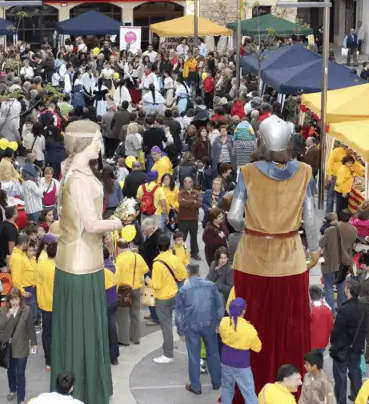 Publicidad exterior en la Feria del Arte y la Cultura de Vila-Seca Publicidad exterior durante la Feria del Arte y la Cultura de Vila-Seca