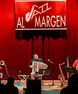 Publicidad exterior durante el Festival de Jazz de Zaragoza