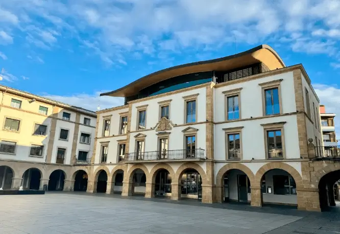 Marquesinas y vallas publicitarias de Marco Visual en Amorebieta-Etxano