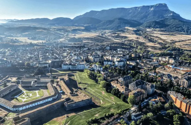 Publicidad exterior en Jaca Publicidad exterior en Jaca