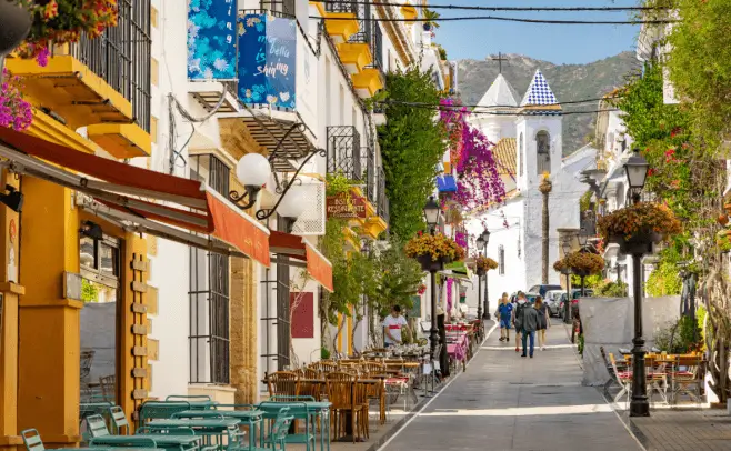 Publicidad exterior en Marbella