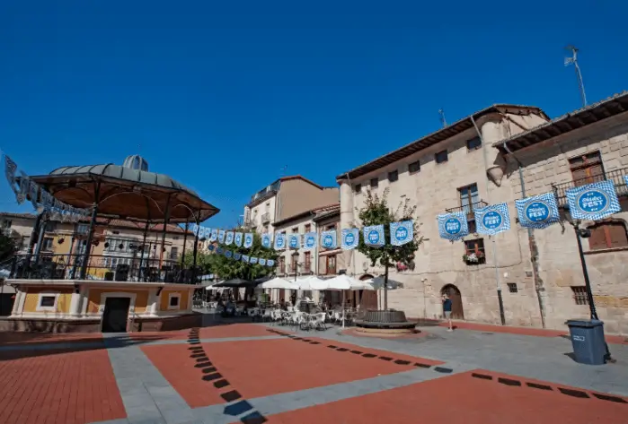 Marquesinas publicitarias de Marco Visual en Miranda de Ebro
