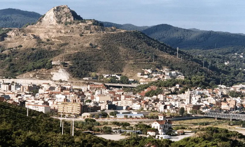 Vallas publicitarias de Marco Visual en Montcada i Reixac, cruce de infraestructuras del Vallès Occidental