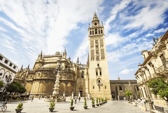 Publicidad exterior en Sevilla