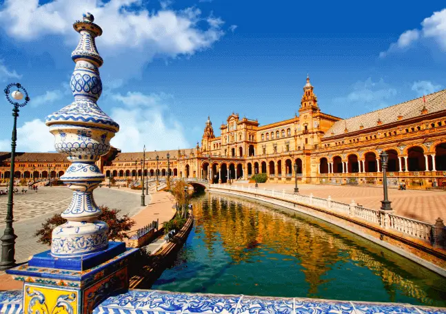 Publicidad exterior en Sevilla